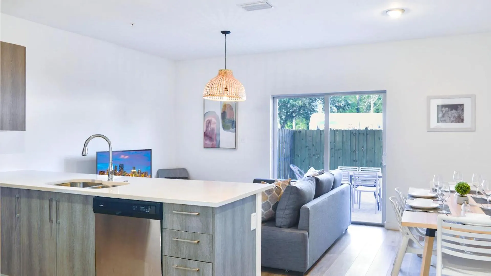 Relax And Enjoy Of In Cozy Duplex 度假居 *