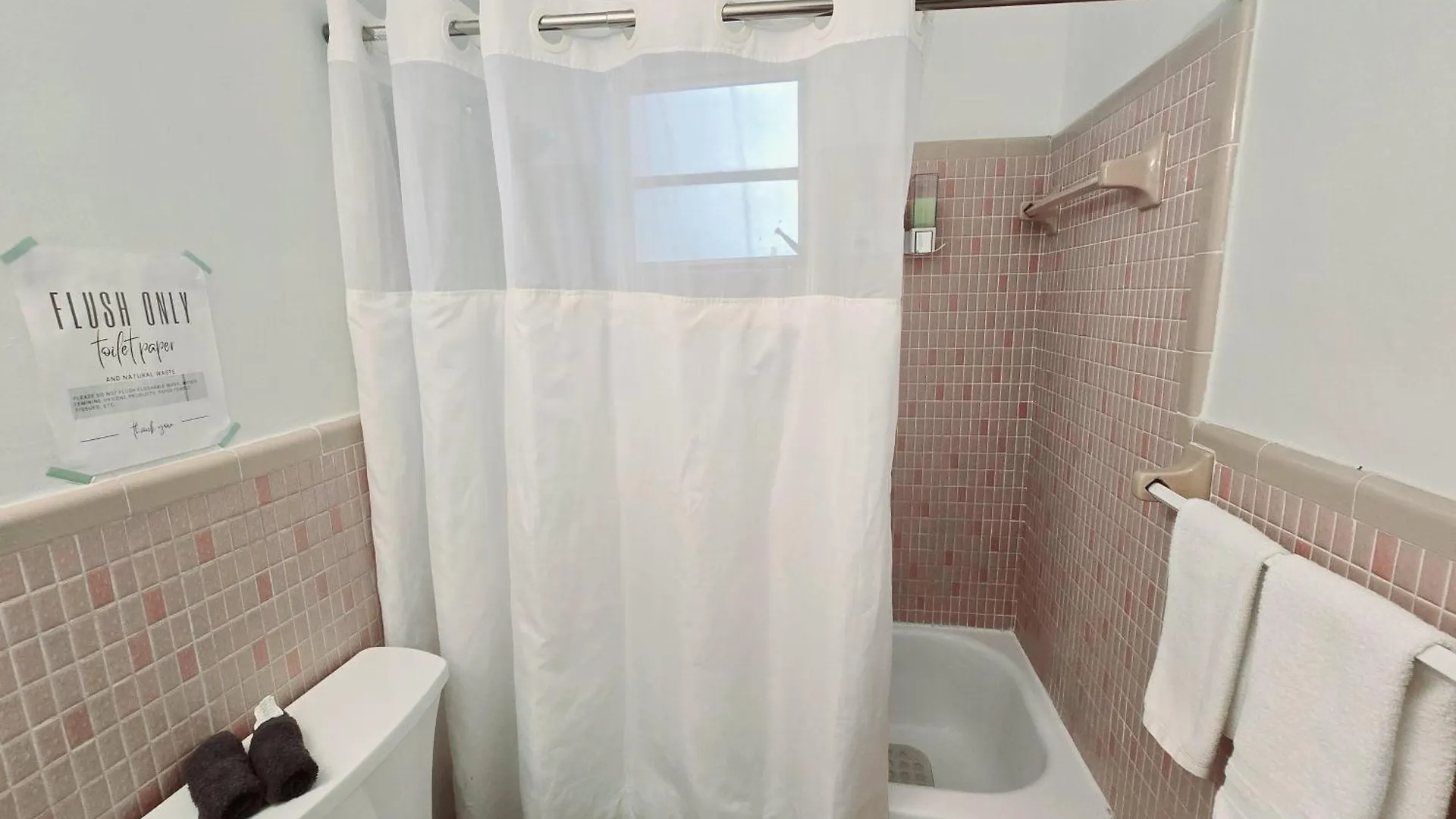 Cozy Near Brickell Apartment