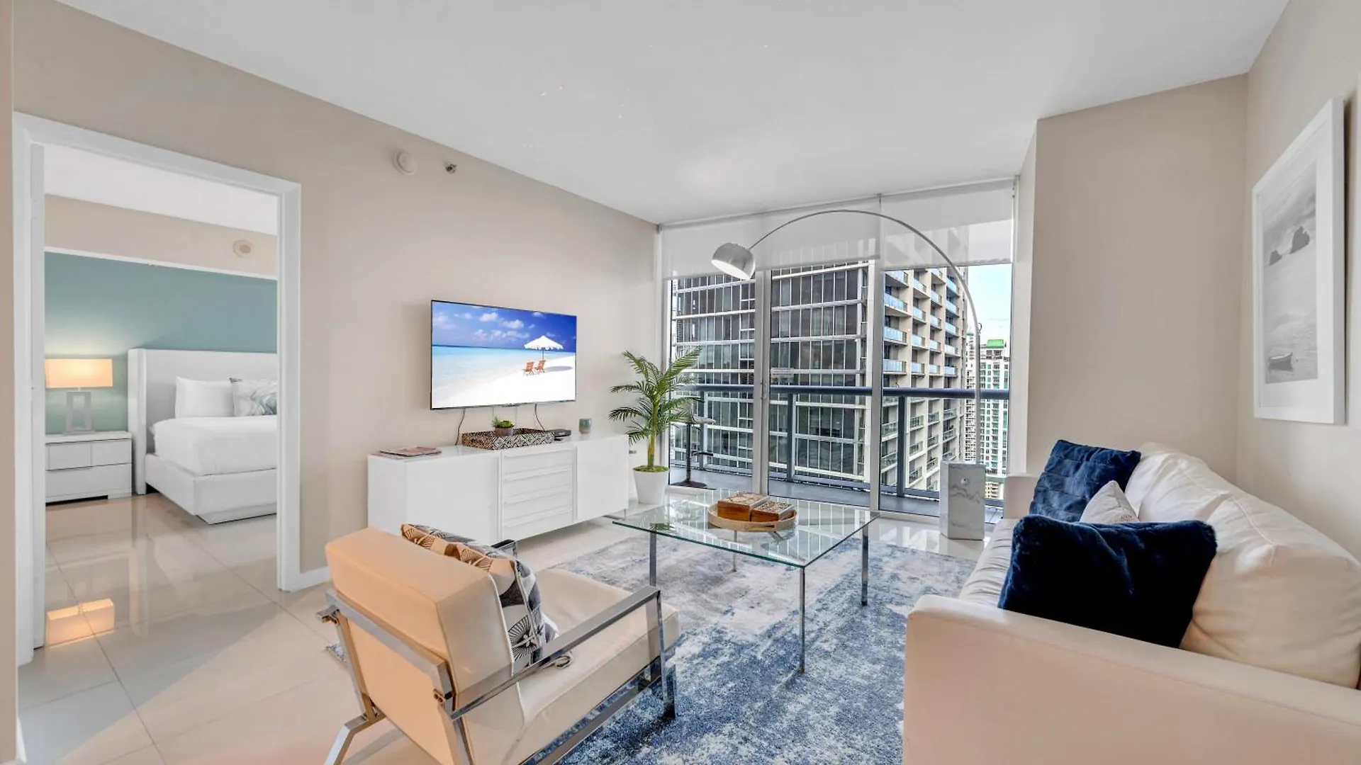 High Floor Icon Brickell Bay & Pool View 5 Star *