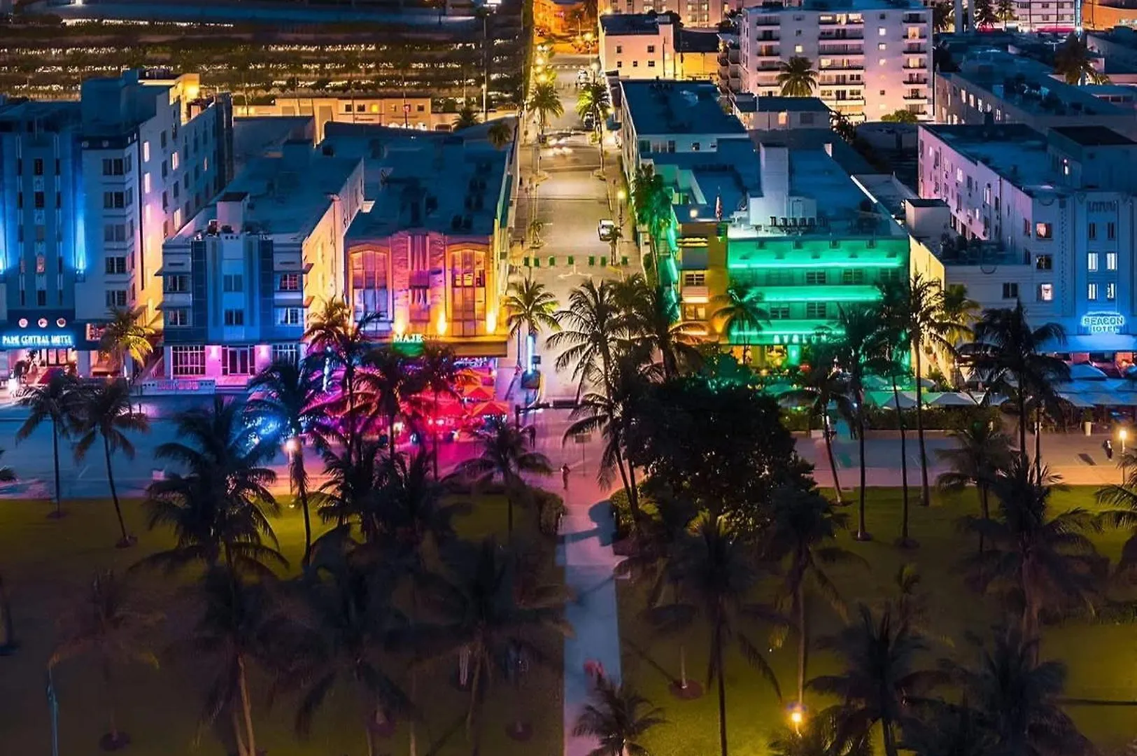 Huge Pool & Gym - Explore Miami's Heat Apartment Miami