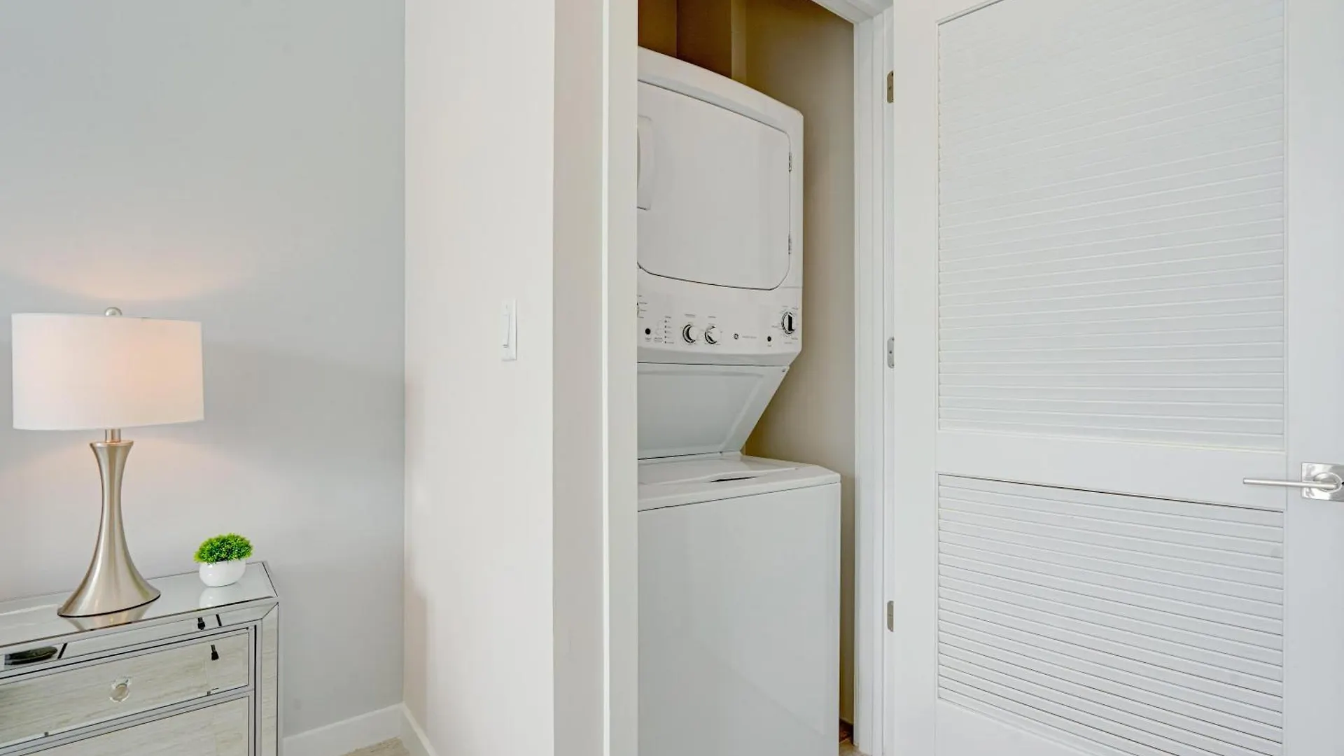3900-504mq Design District, 1 Bedroom & 1 Bathroom Διαμέρισμα Μαϊάμι