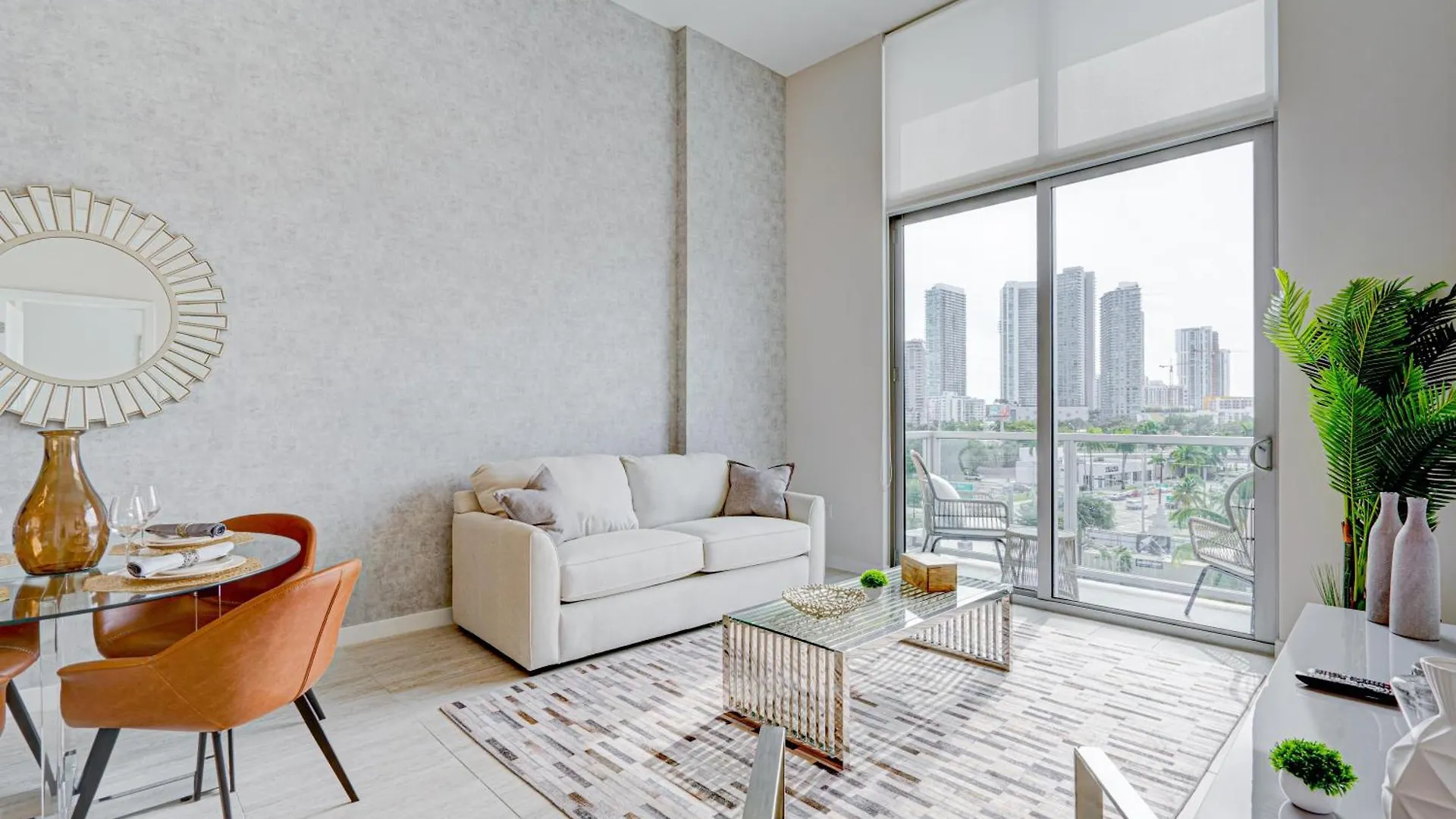Apartment 3900-504mq Design District, 1 Bedroom & 1 Bathroom
