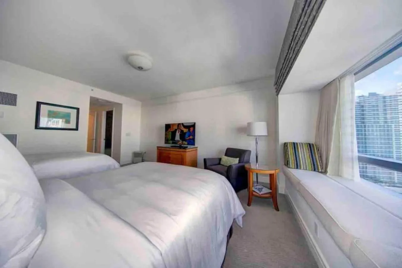 Apartamento 490 Large 2 Bedroom With Gorgeous Pool Miami