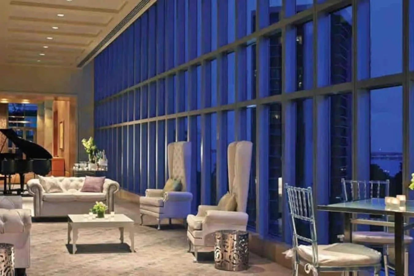 490 Large 2 Bedroom With Gorgeous Pool *