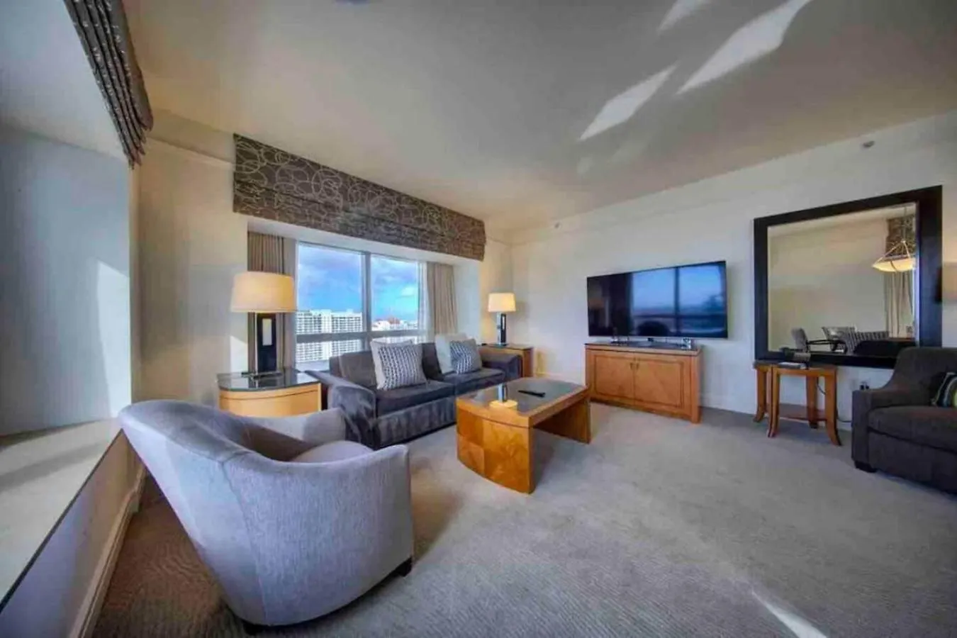 490 Large 2 Bedroom With Gorgeous Pool Miami