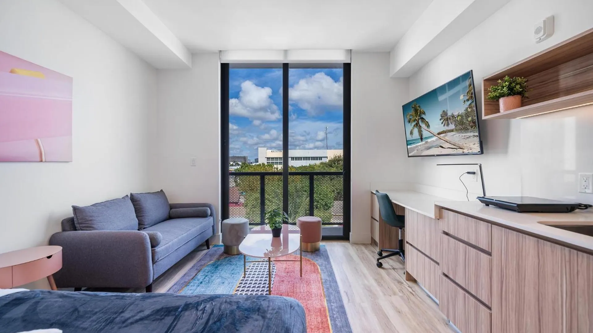 Aparthotel Pastel Miami