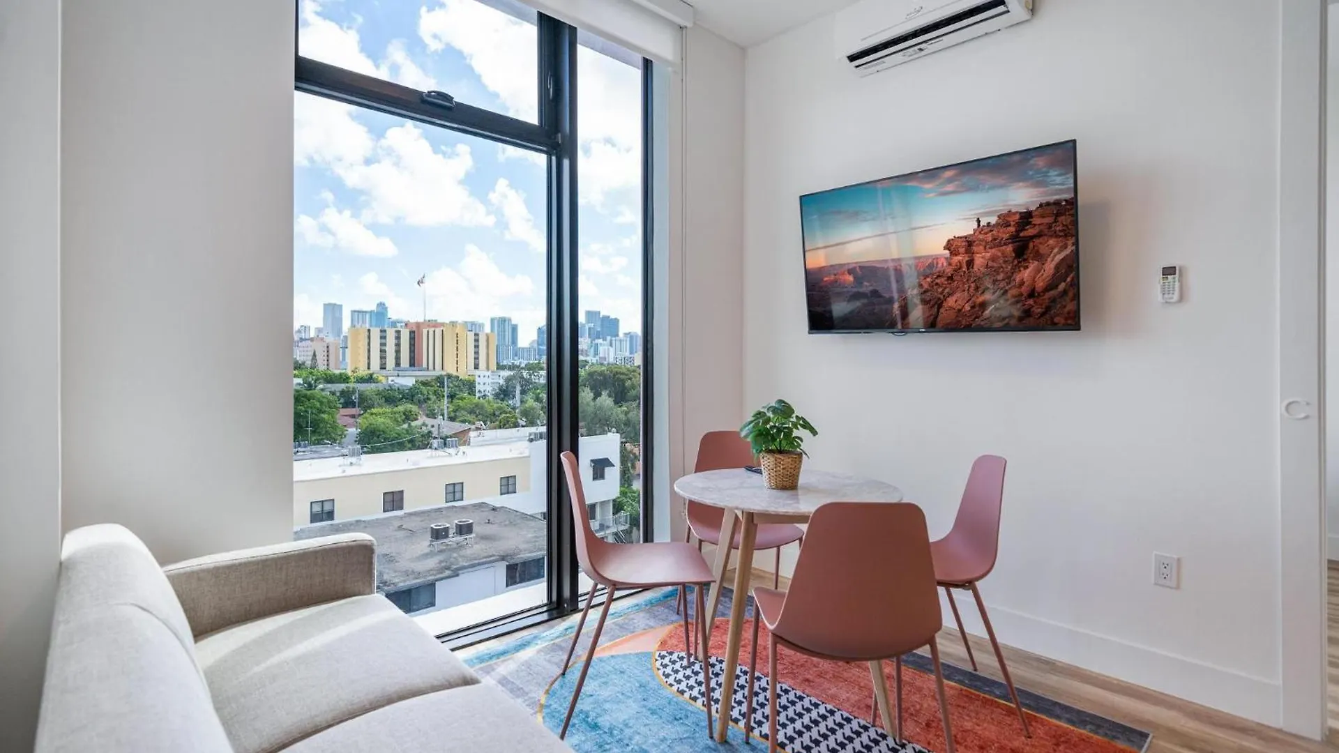 Aparthotel Pastel *