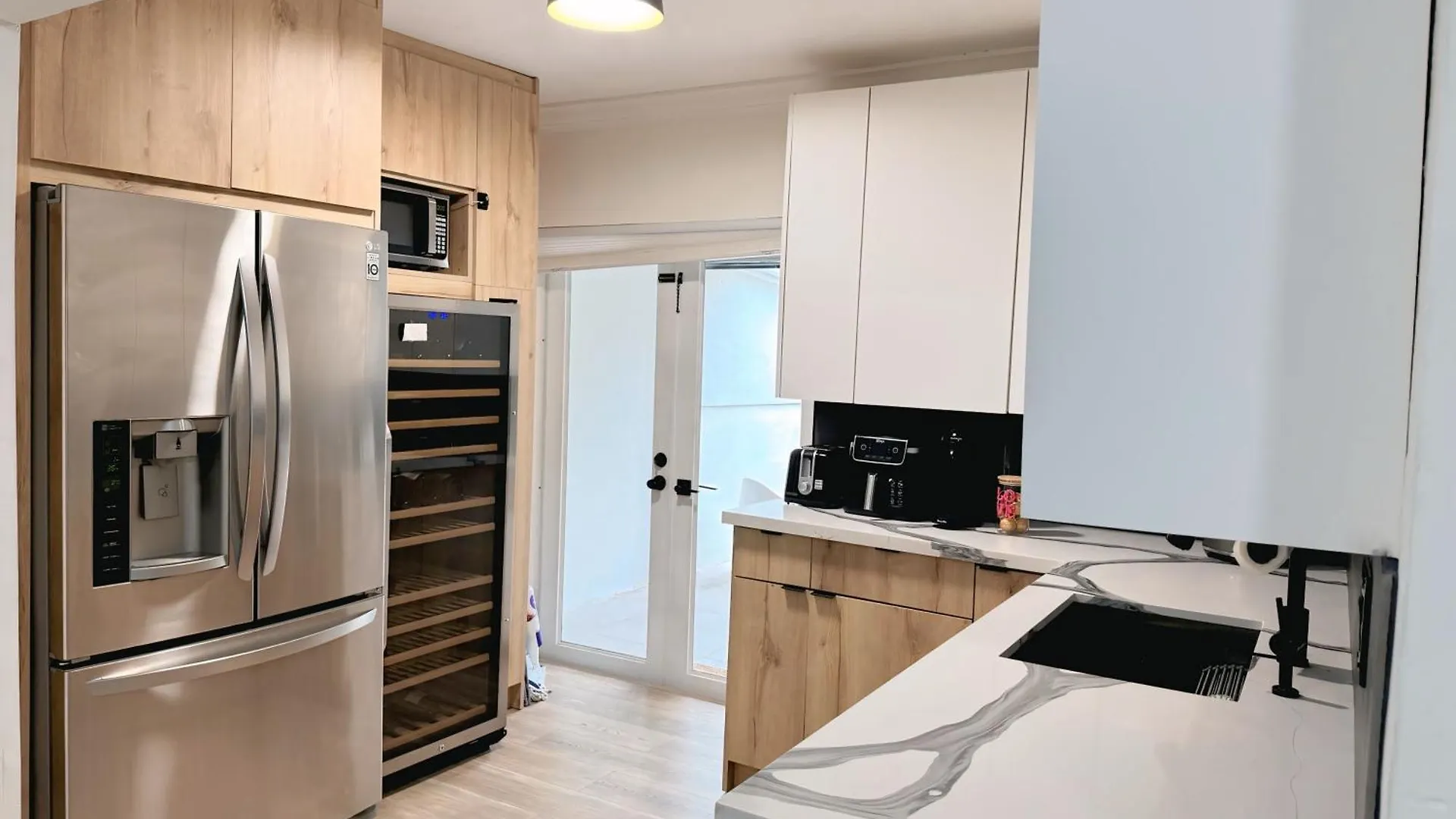 Amazing 3-bedroom Modern In Coral Gables Area Holiday home Miami