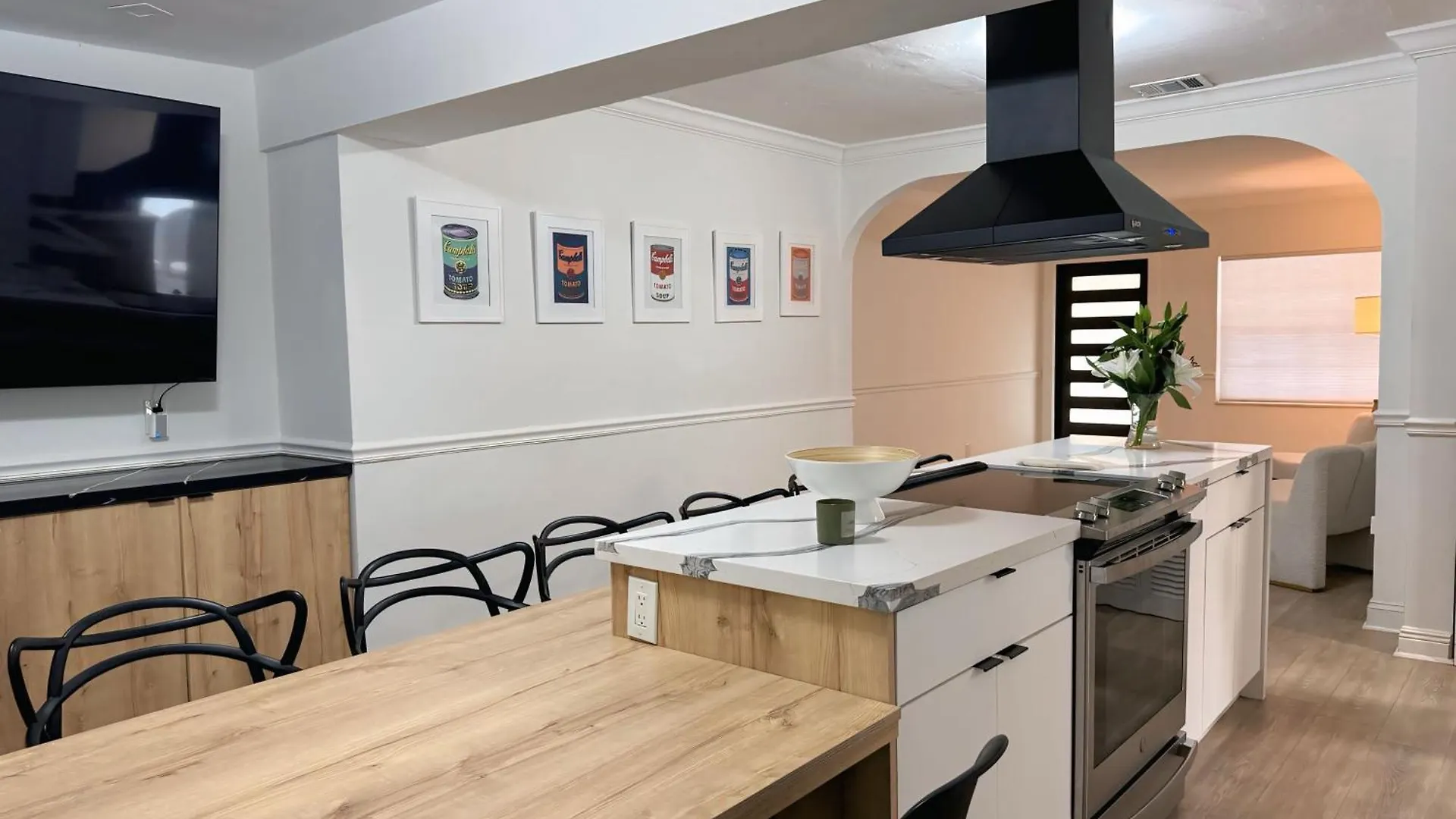Amazing 3-bedroom Modern In Coral Gables Area