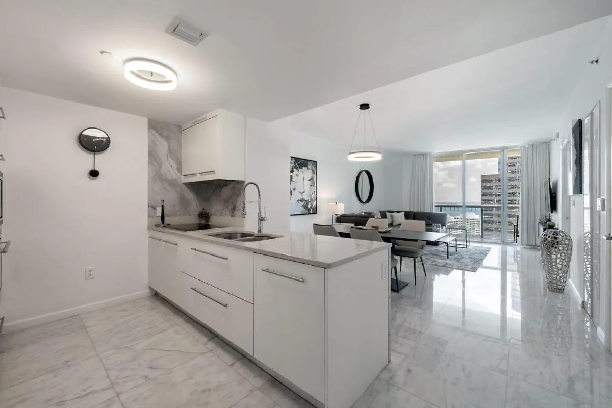 Charming Ocean View 2br 1ba Icon Brickell Apartment Miami