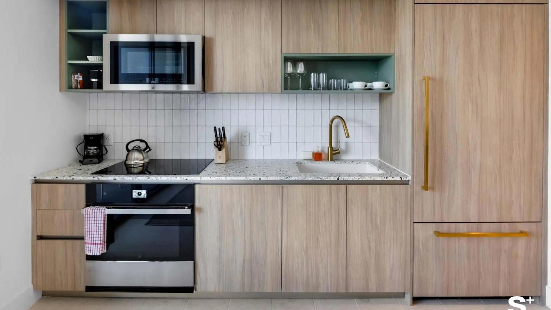 Contemporary Getaway With Skyline & Bay Views מיאמי