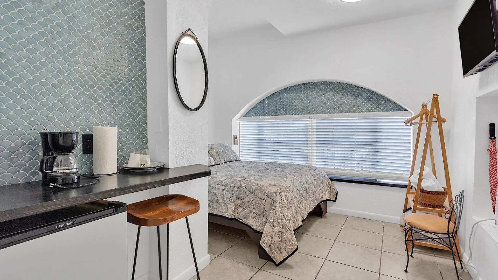Private In Little Havana
