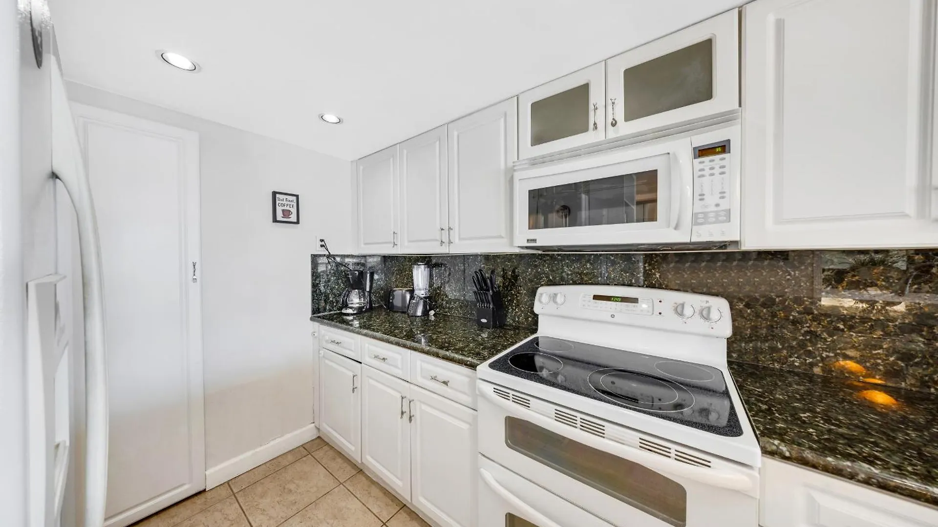 4 Bedroom With Stunning Balcony View 마이애미