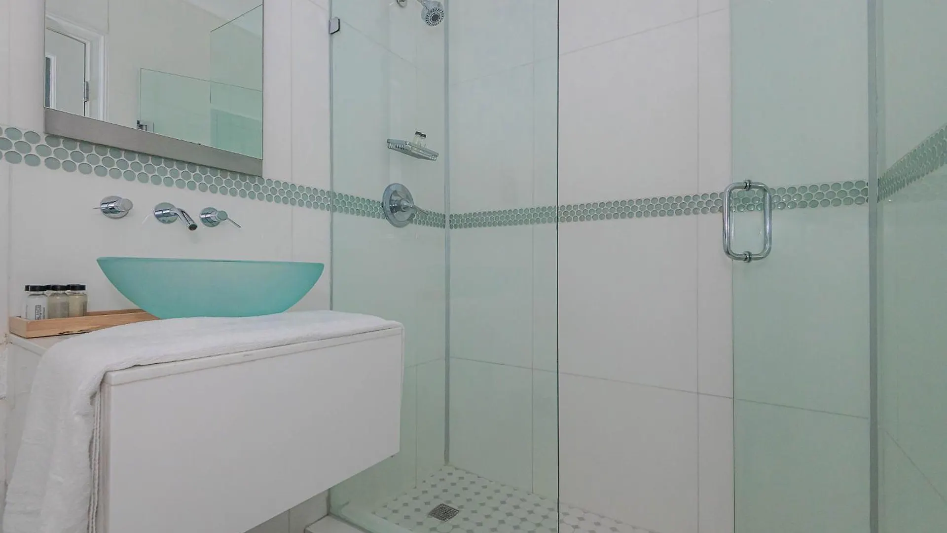 Dream Home/ Pool/jacuzzi/ Fire Pit Holiday home Miami