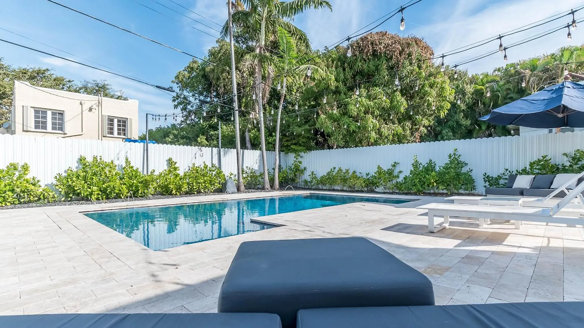 Casa Belle 3bdden, Pool, Sleeps 9 Near Brickell