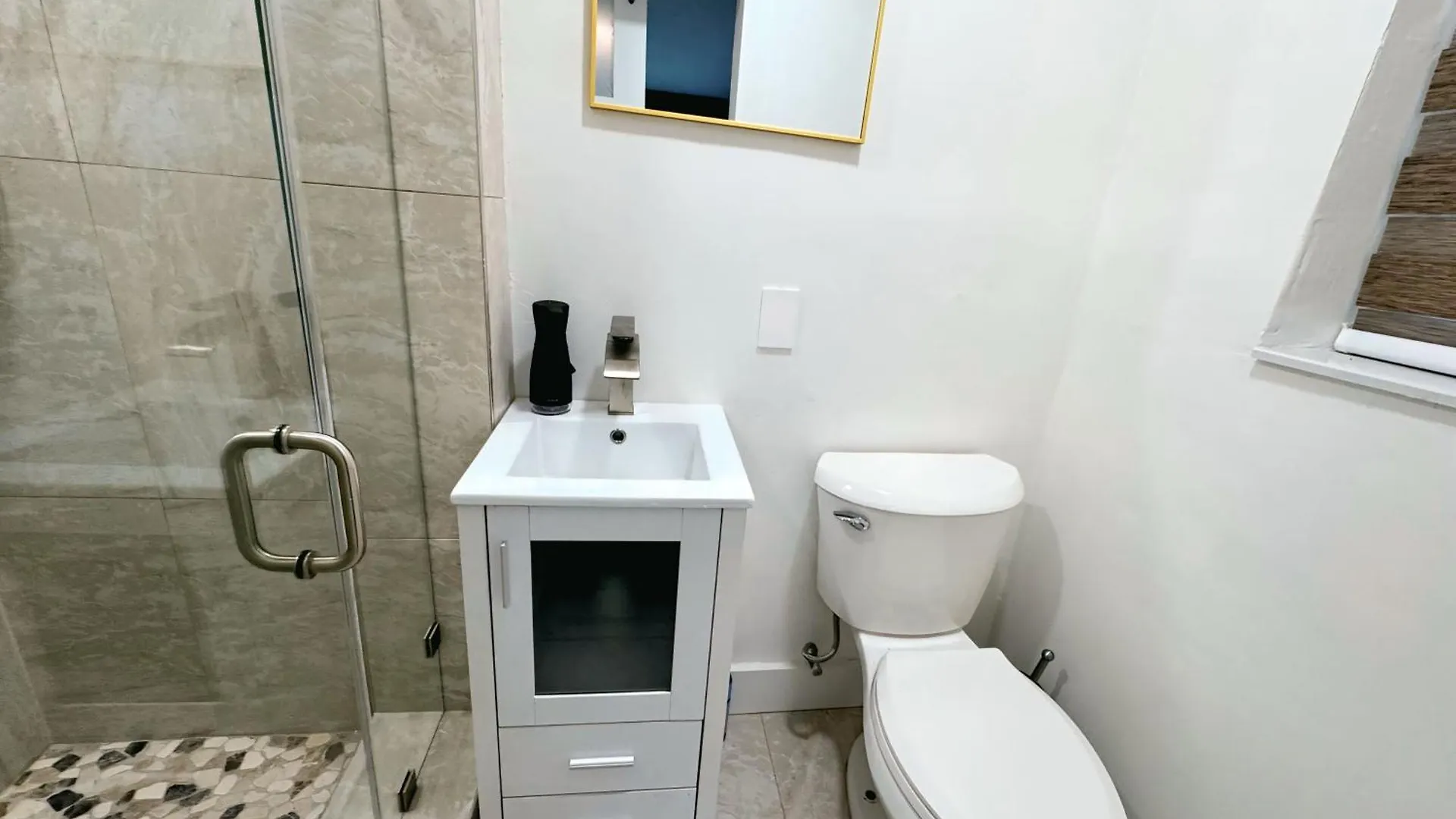 Modern 3br Near Wynwood & Design District Holiday home