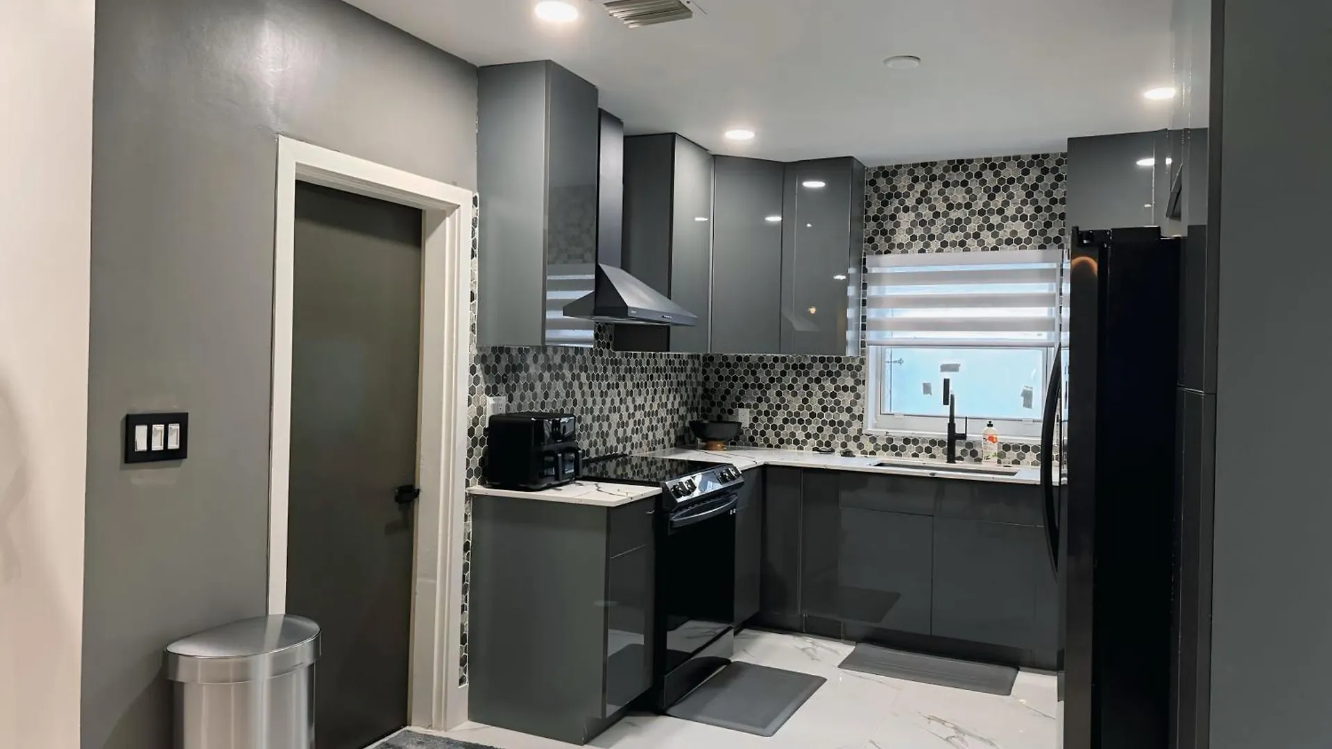 Modern 3br Near Wynwood & Design District