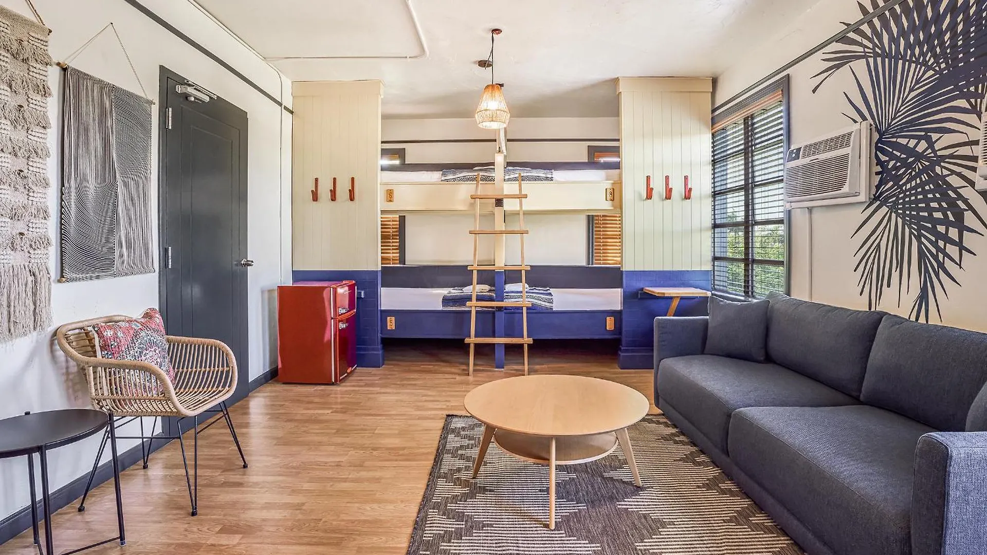 Freehand Miami Hostel *