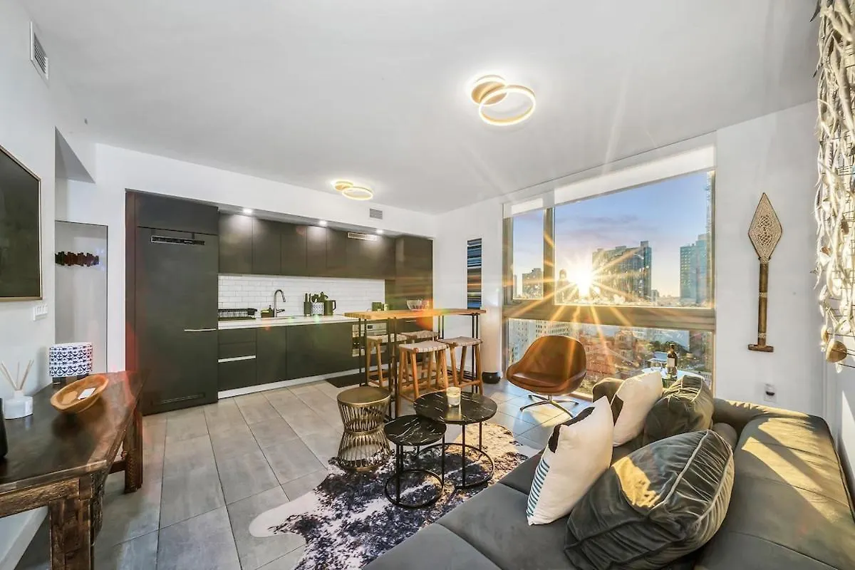 Apartment Stylish Tropical Chic 2-bedroom In Downtown
