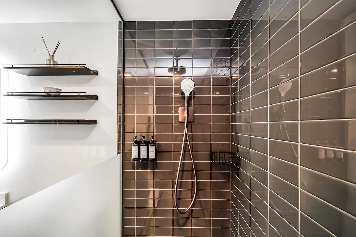 Stylish Tropical Chic 2-bedroom In Downtown * Miami