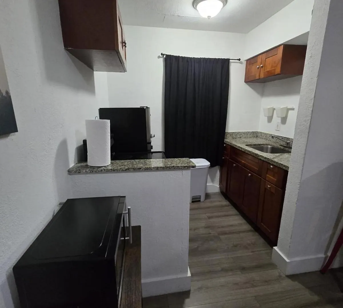 Cozy Place Near Design District - 3 Apartment *