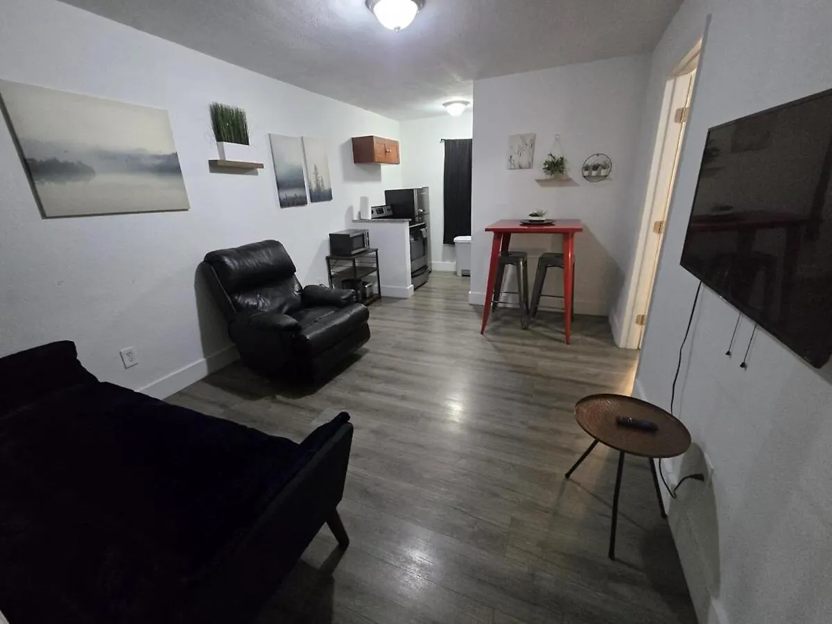 Cozy Place Near Design District - 3 * Miami