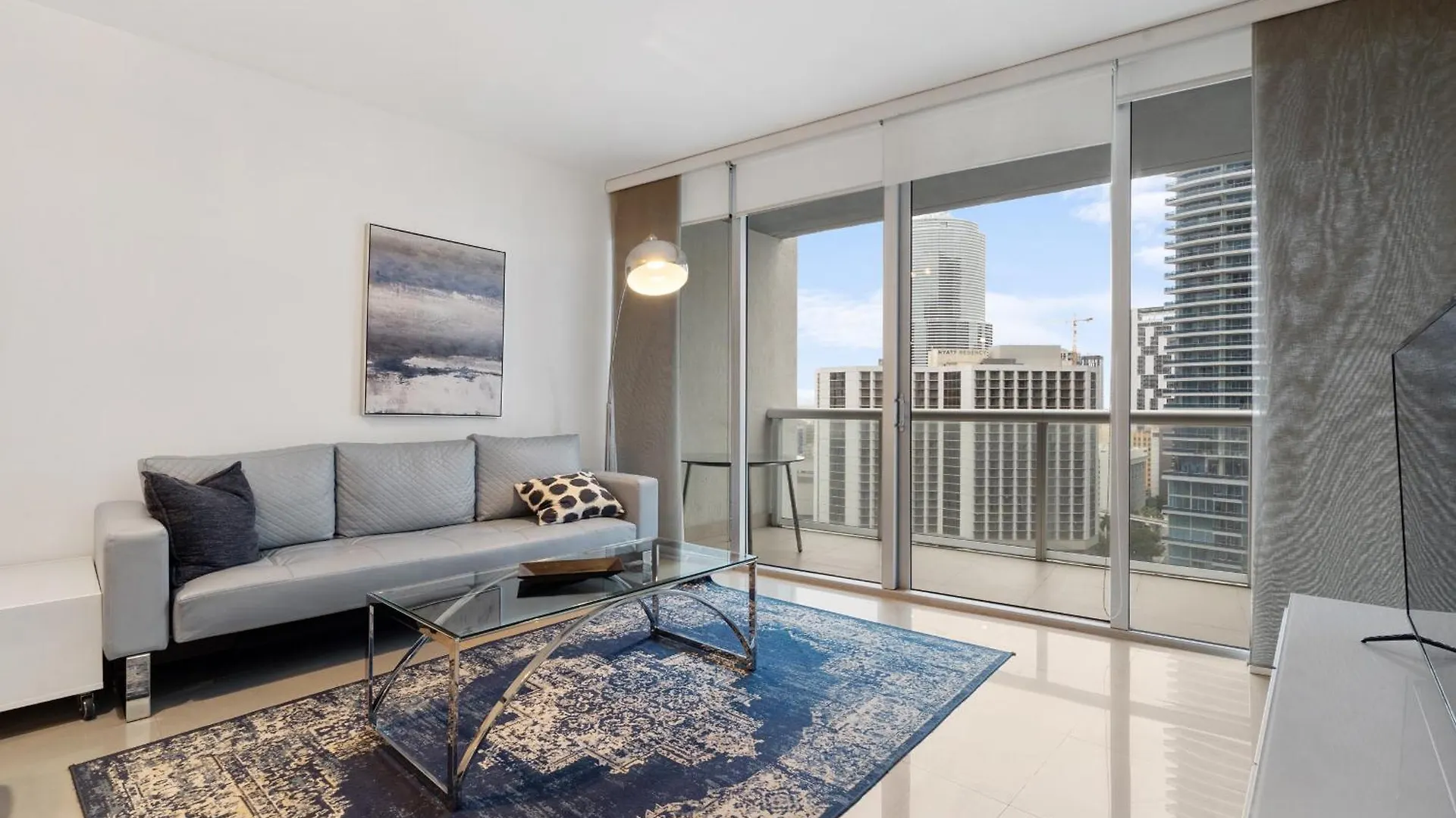 Apartment Upscale #2003 In The Heart Of Brickell Miami