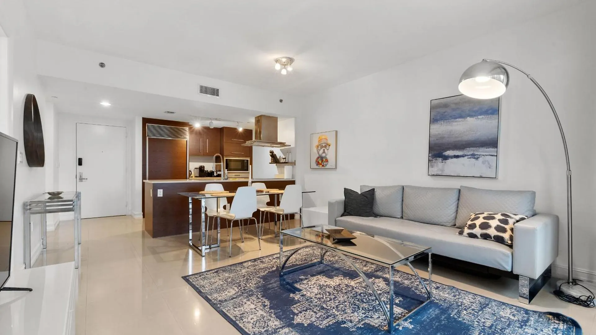 Upscale #2003 In The Heart Of Brickell