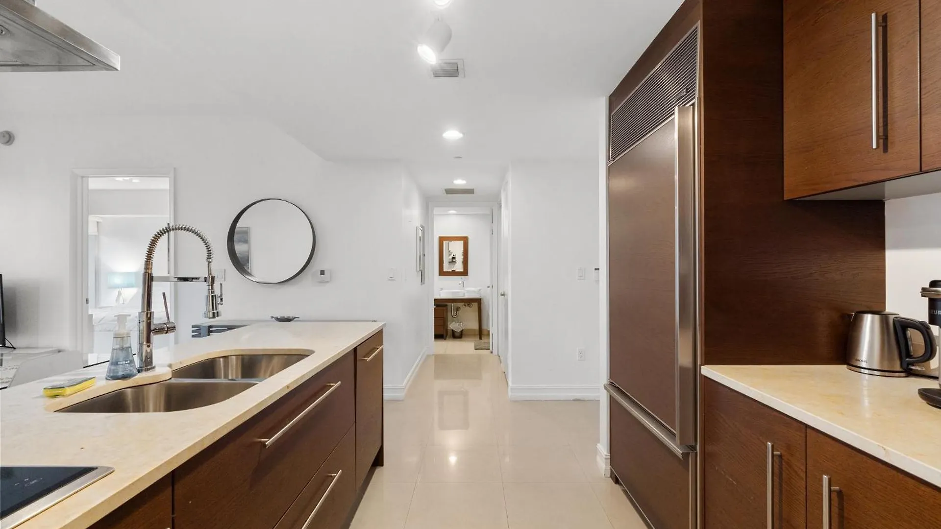 Apartment Upscale #2003 In The Heart Of Brickell Miami