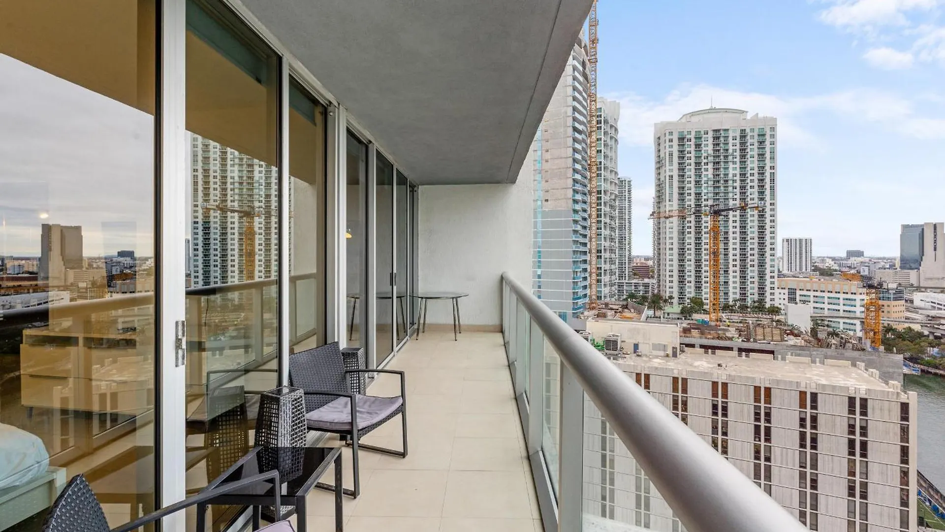 Upscale #2003 In The Heart Of Brickell Miami