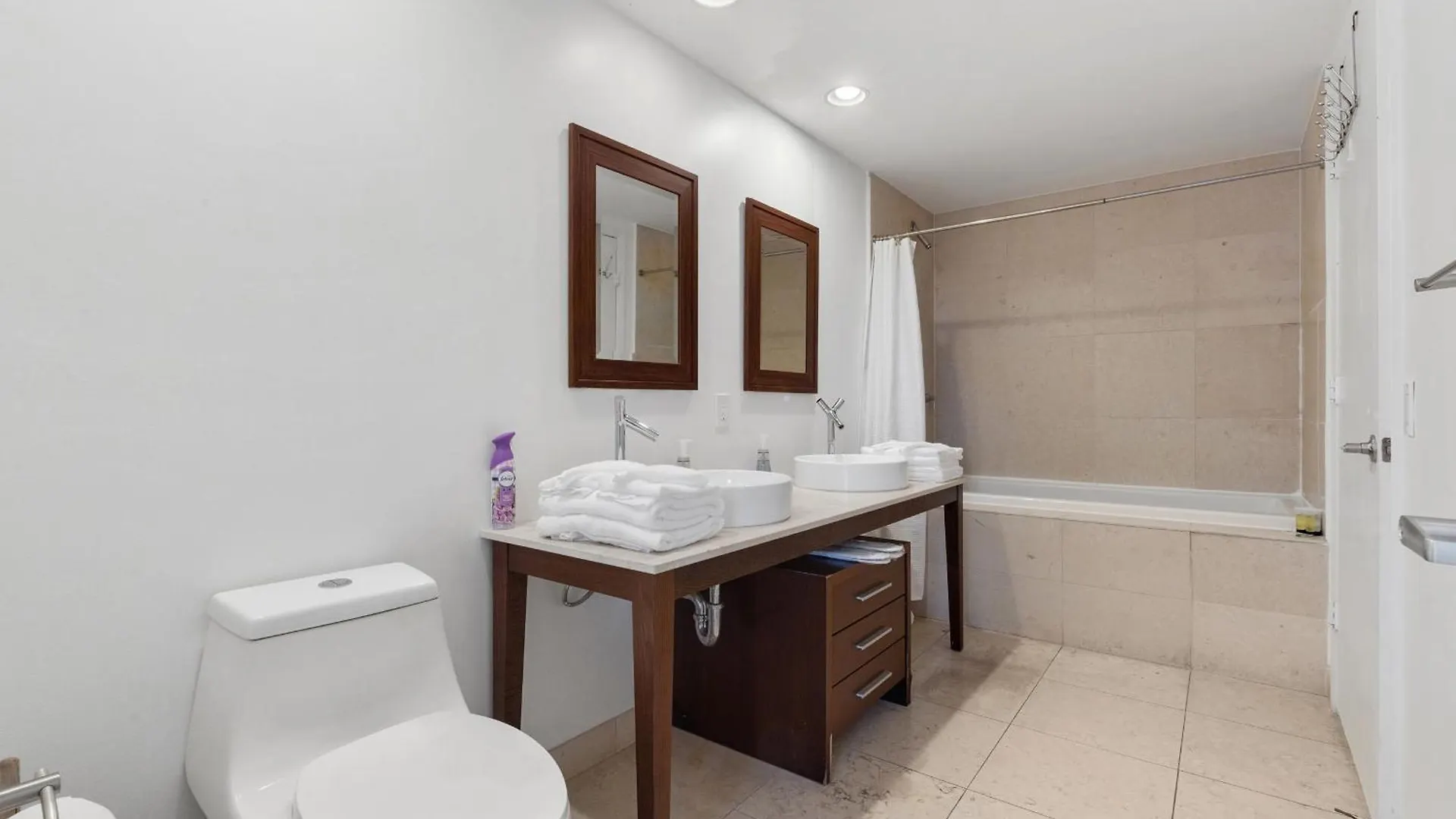 Apartment Upscale #2003 In The Heart Of Brickell Miami