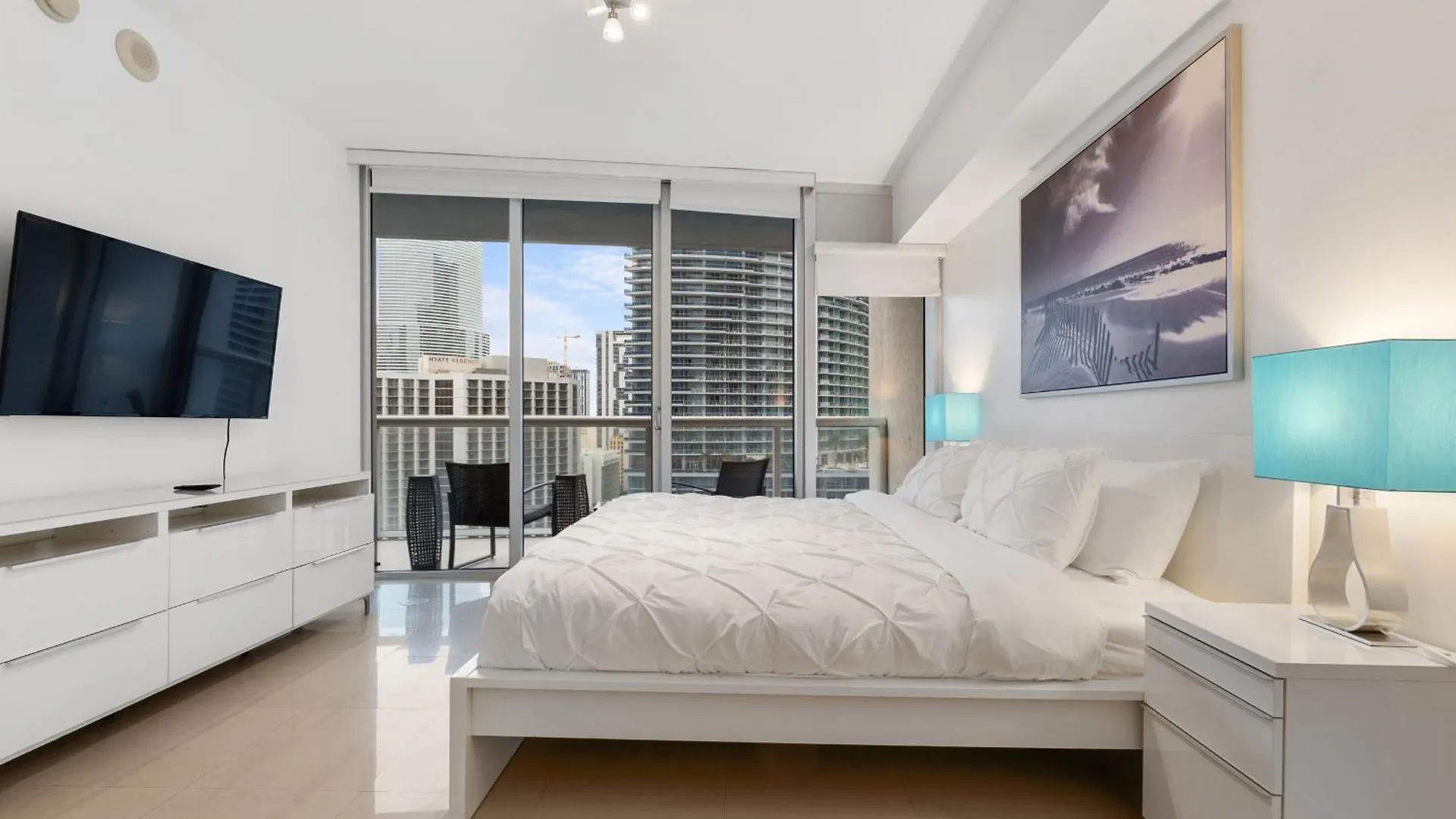 Upscale #2003 In The Heart Of Brickell
