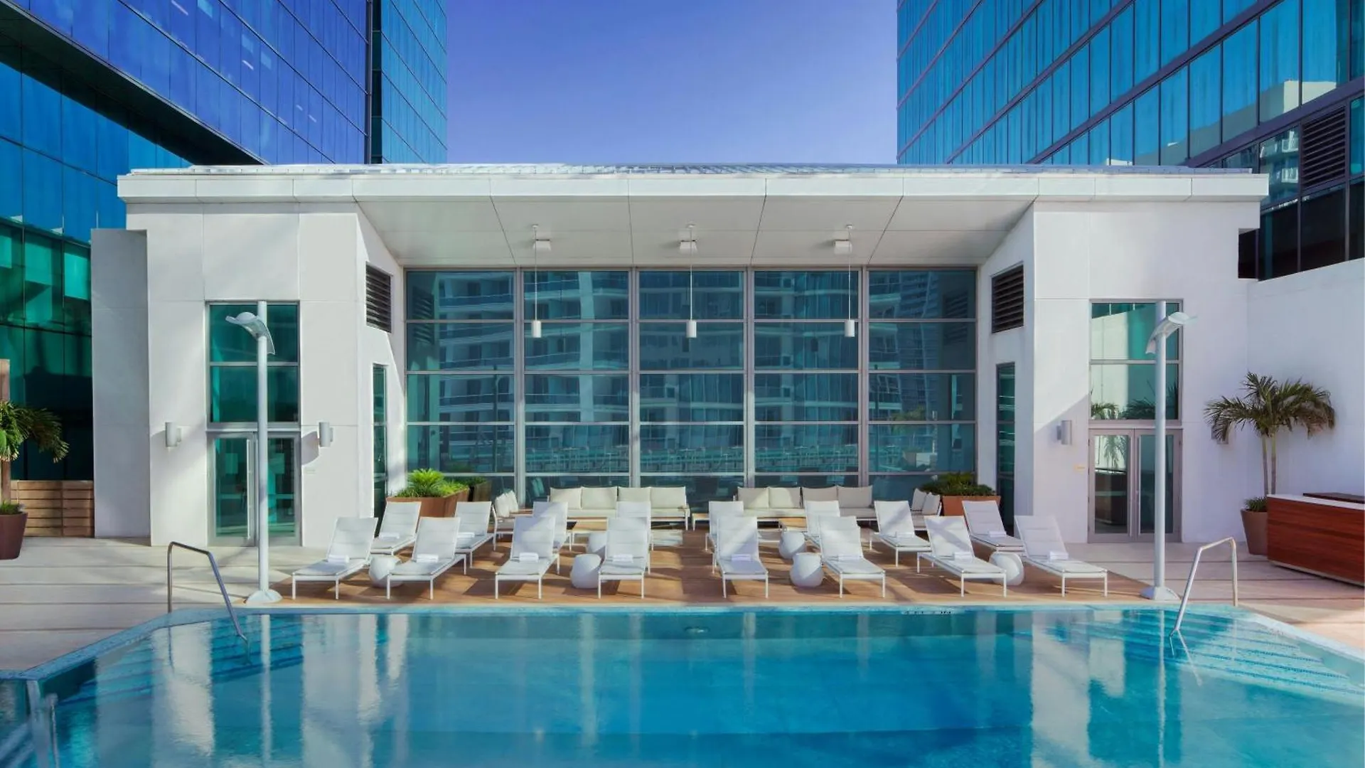 Jw Marriott Marquis Hotel