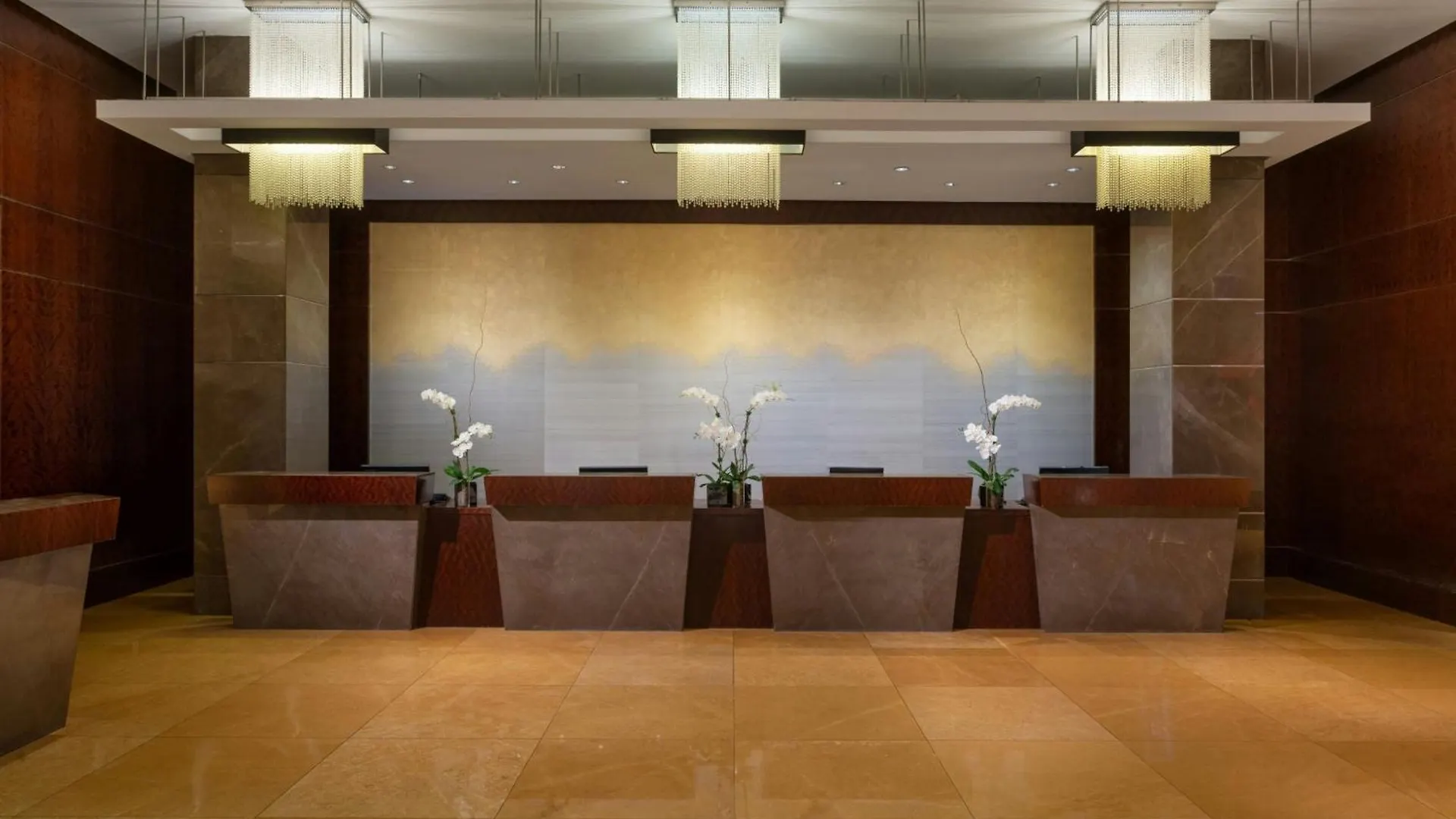 Jw Marriott Marquis Hotel