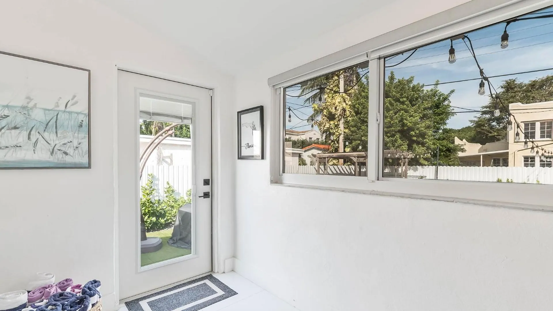 Casa Belle 3bdden, Pool, Sleeps 9 Near Brickell Holiday home Miami