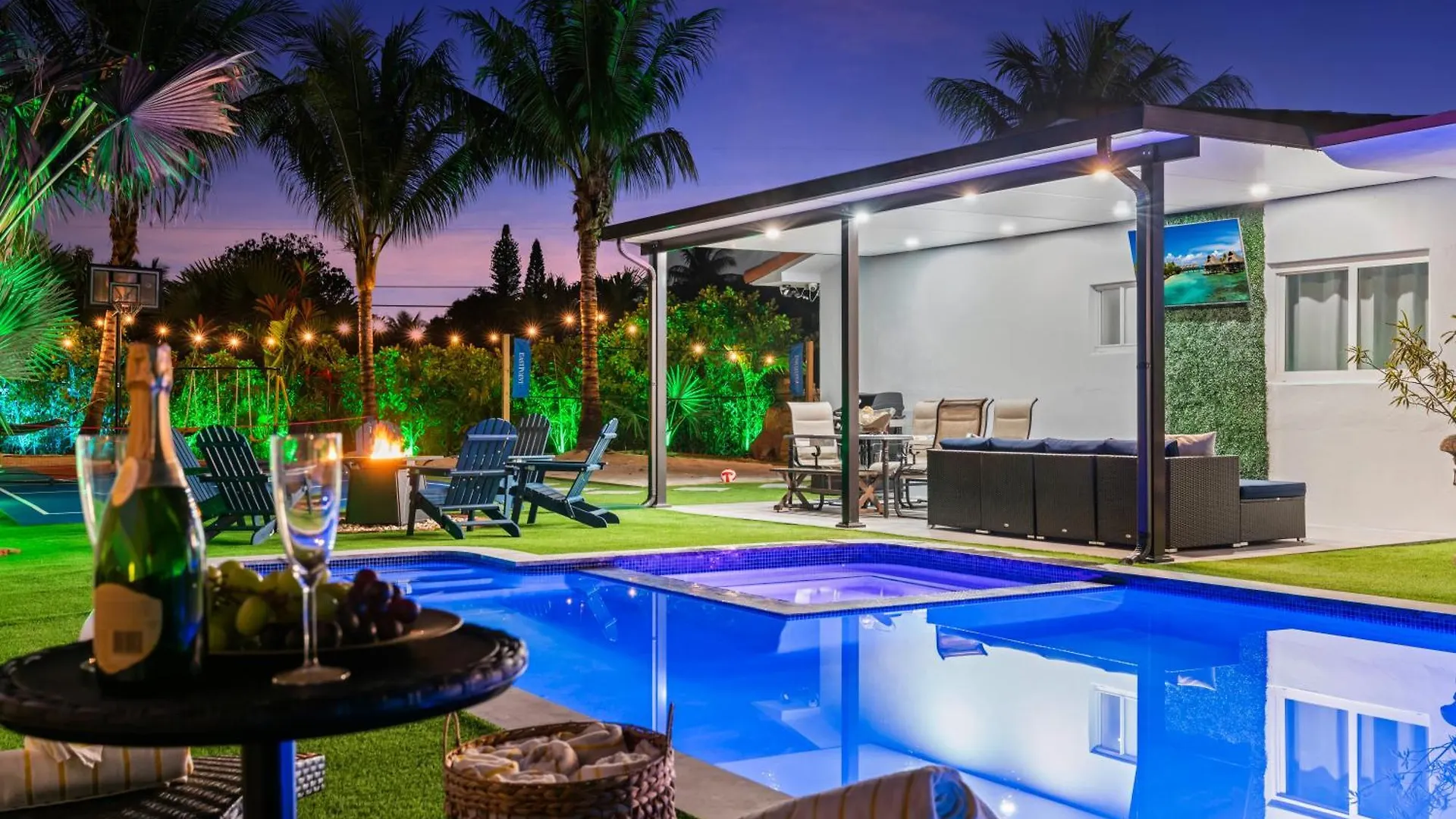 Majestic Lion 11bd Heated Pool Games Bbq