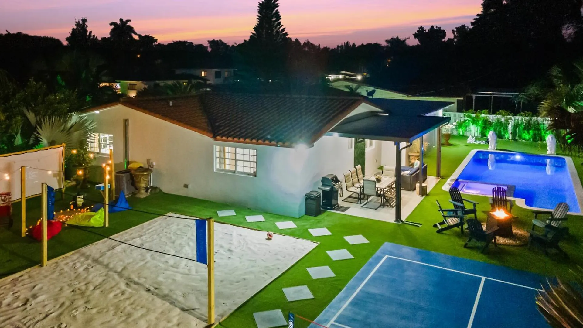 Majestic Lion 11bd Heated Pool Games Bbq *