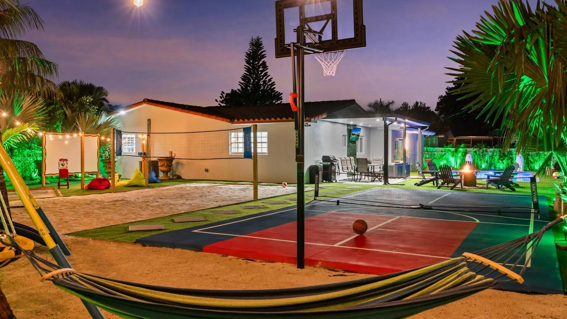 Villa Majestic Lion 11bd Heated Pool Games Bbq
