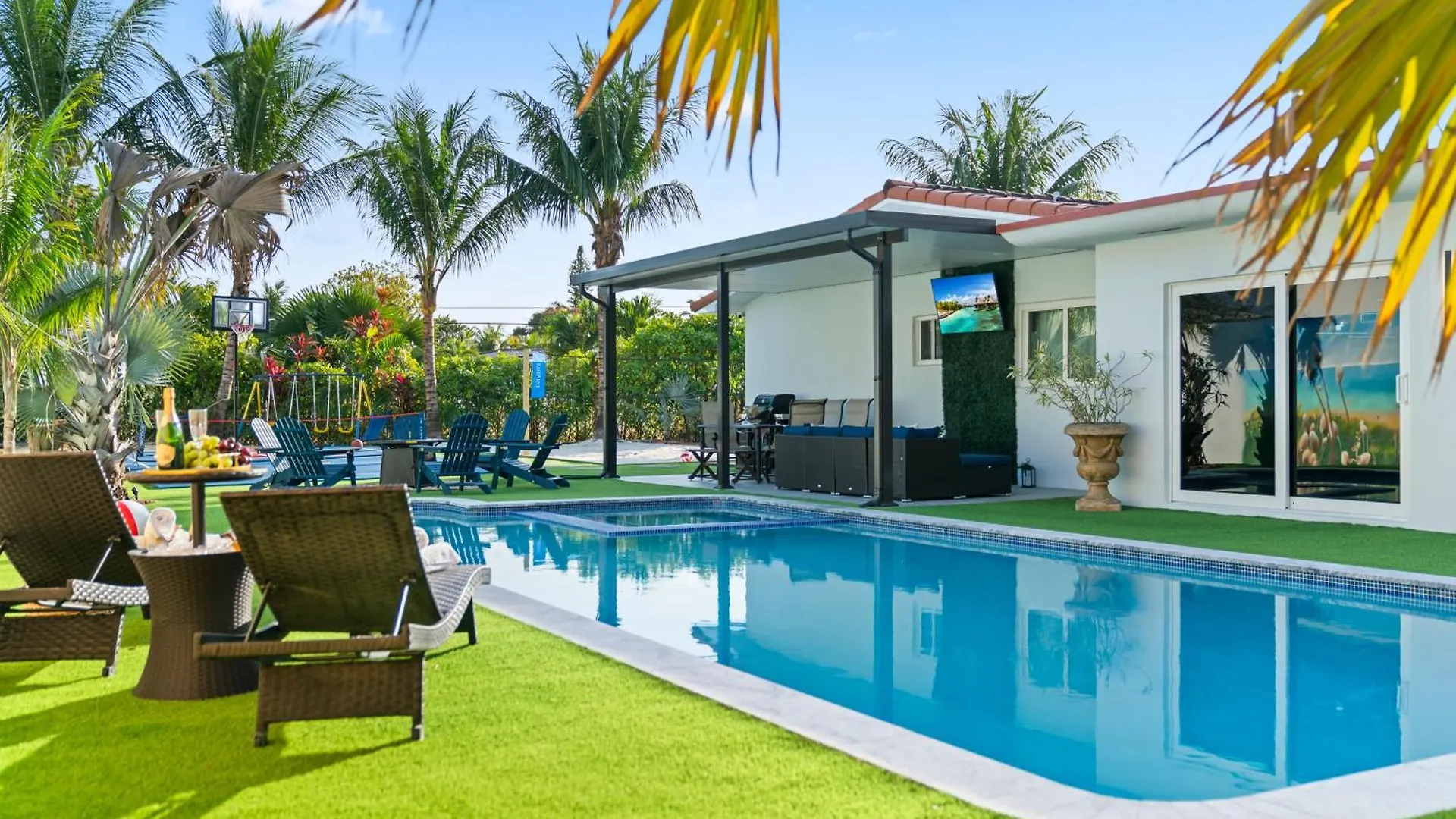 Majestic Lion 11bd Heated Pool Games Bbq Miami