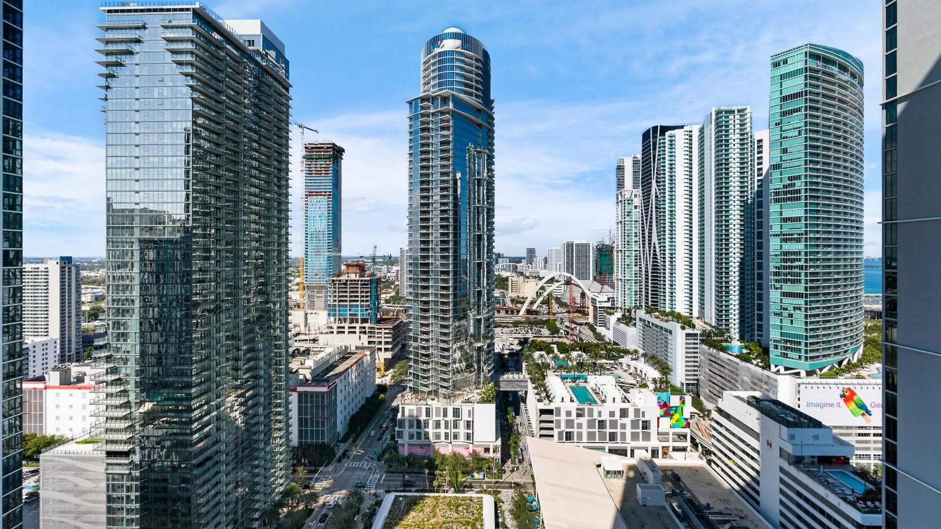New 26th Floor Amazing View 2br-2ba Apartman Miami