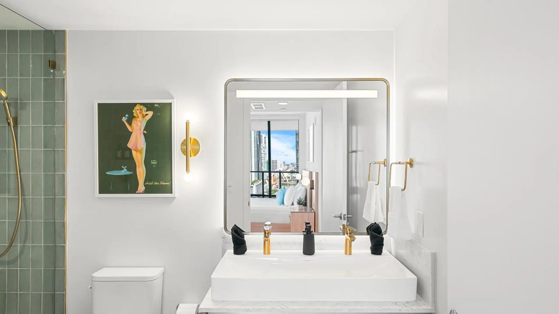 New 26th Floor Amazing View 2br-2ba * Miami