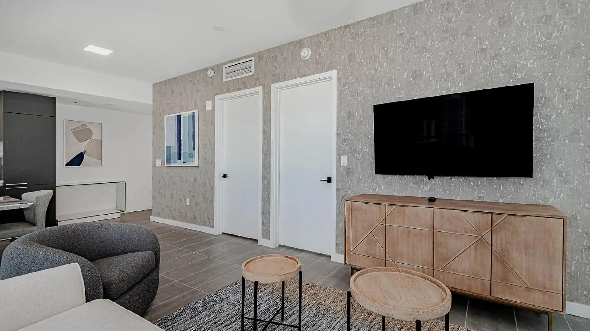 Rare Corner Unit Private Terrace & Sunset Views * Miami