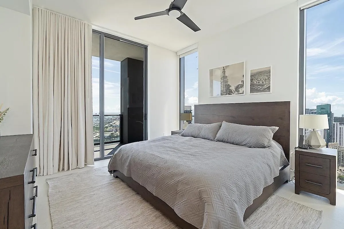 Lux 3bd Penthouse Line, Water And View Apartment