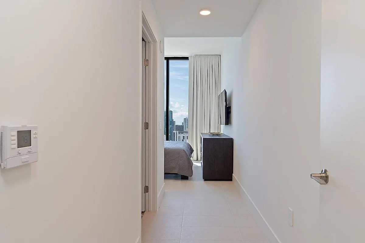 Lux 3bd Penthouse Line, Water And View Apartment