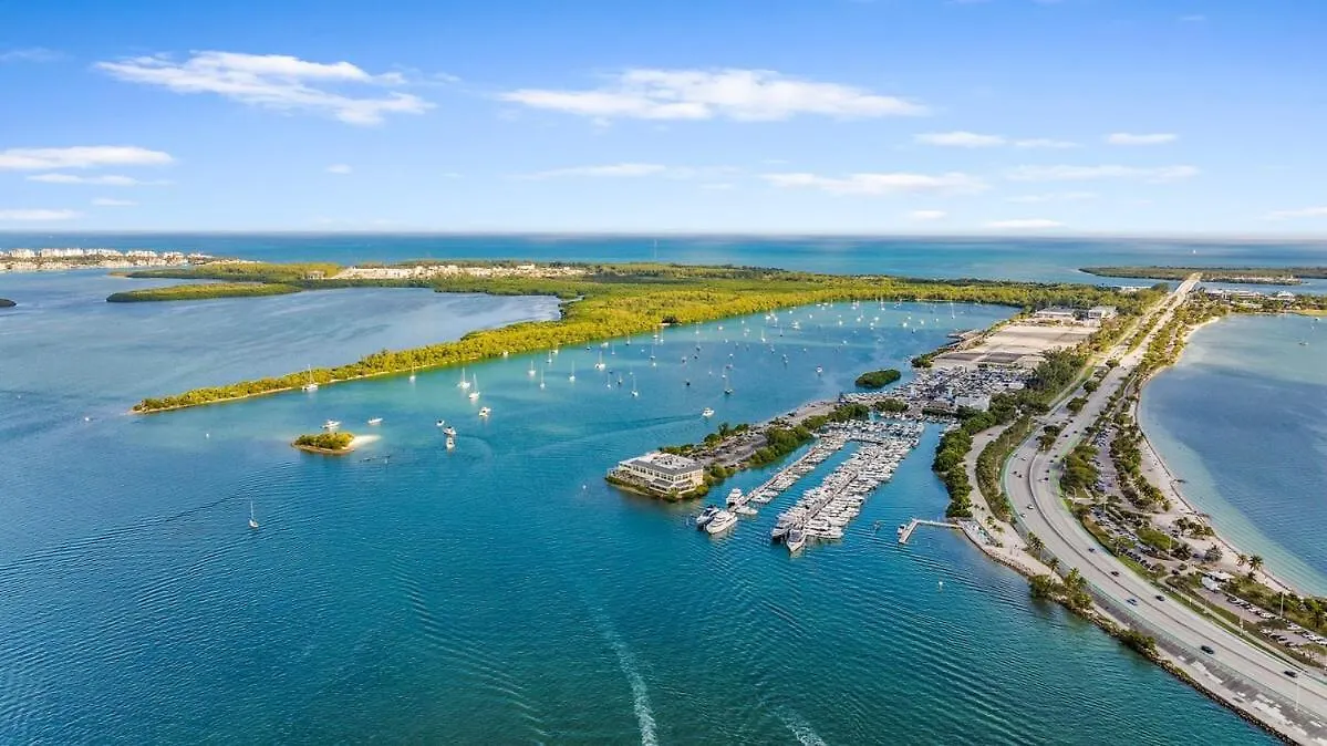 Ocean View 3br Penthouse Brickell *