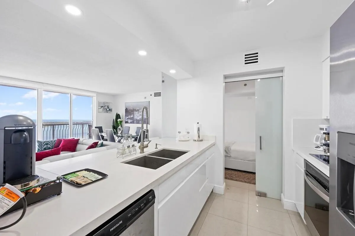 Ocean View 3br Penthouse Brickell *