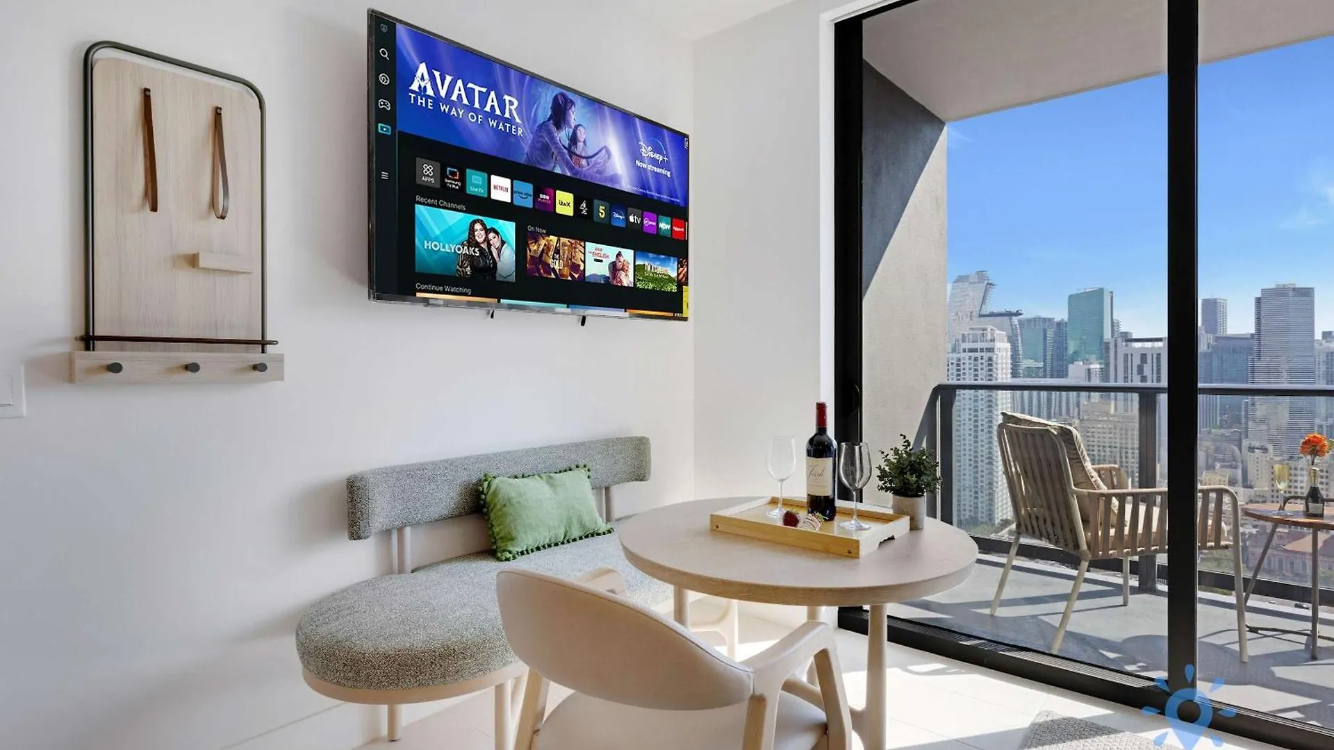 Oasis With Gym & Pool Apartment Miami