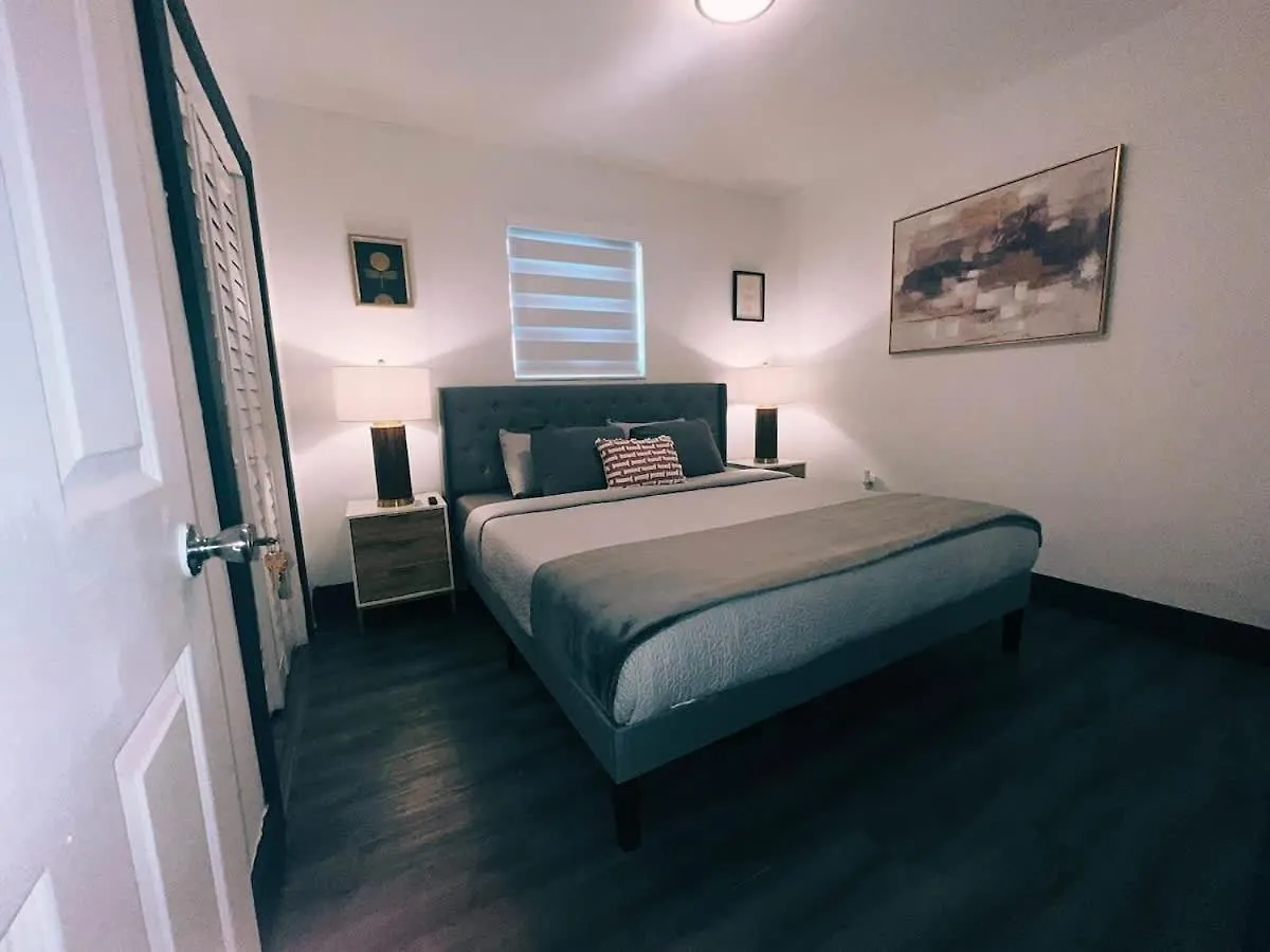 Apartment Oasis Near International