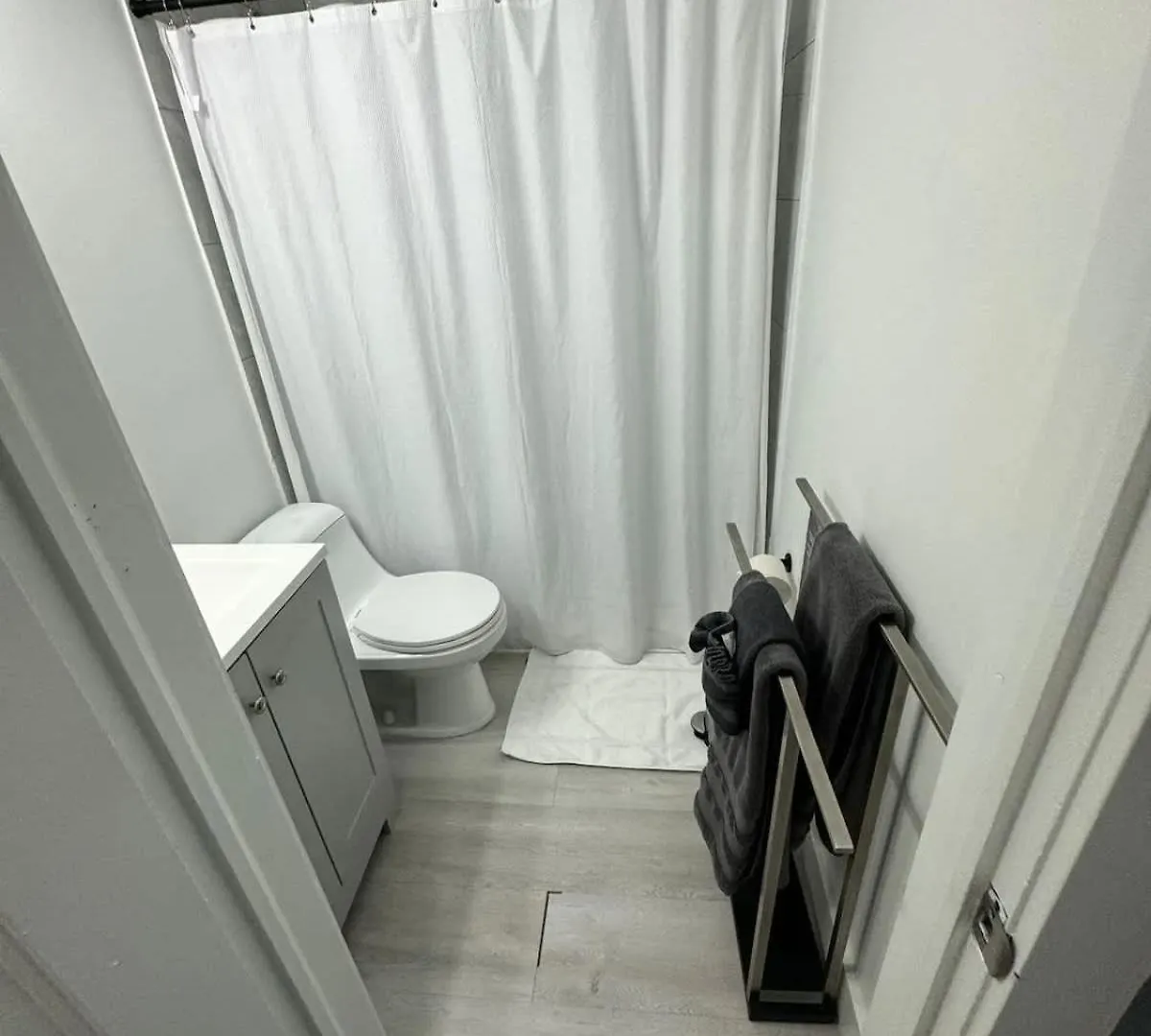Exquisite Retreat By Int Airport