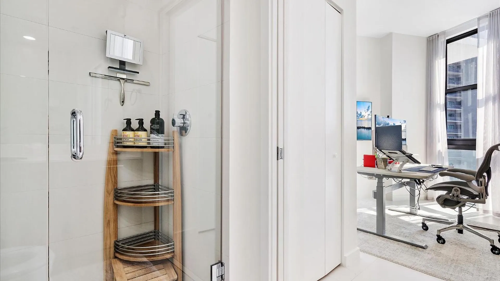 Posh Ocean View Penthouse - Heated Pool, Gym, Office! 10mins Apartamento Miami